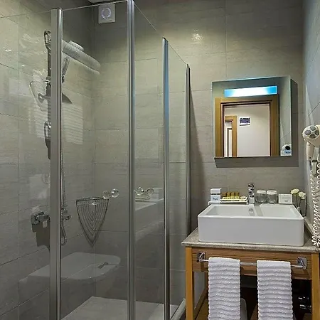Hotel Olimpiyat 3*